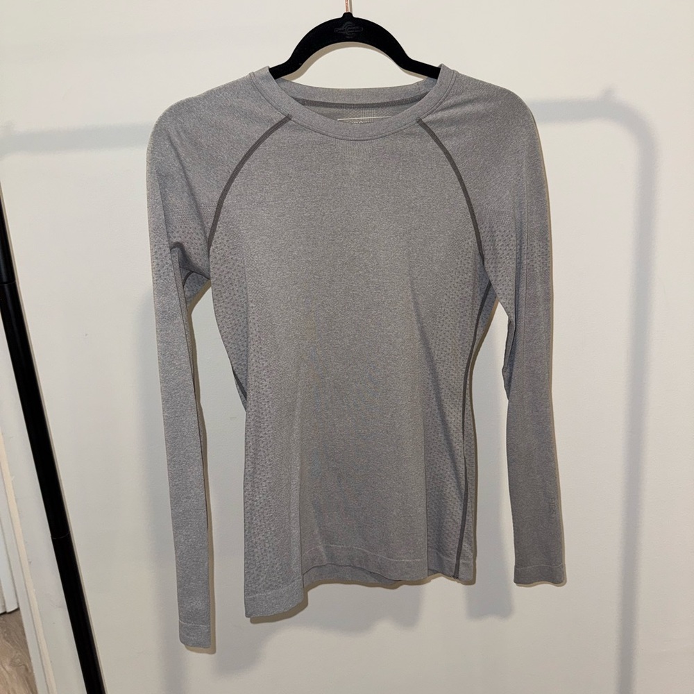 Figs Women’s Cement Salta Seamless Long sleeve Underscrub
